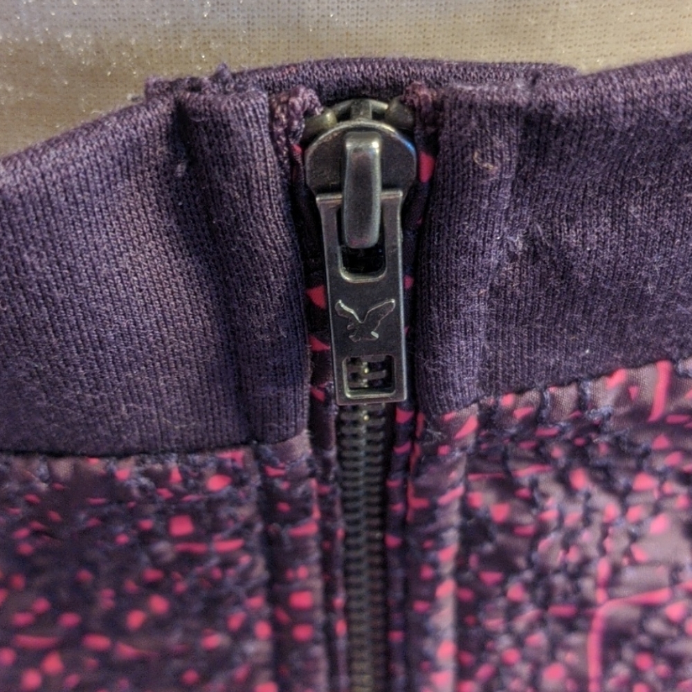 Short Purple Pink American Eagle pattern skirt - Picture 3 of 4